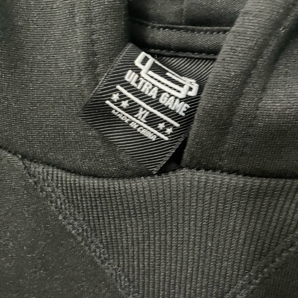 Los Angeles Lakers Black Hoodie Sweater - Picture 4 of 5